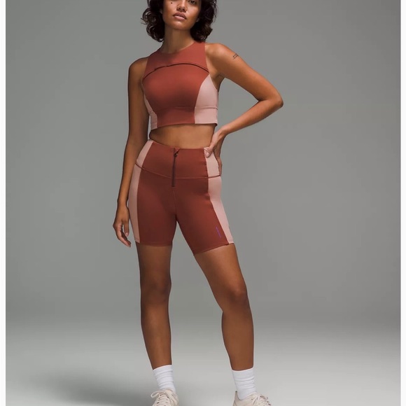 NWT Hike to Swim Bra Size 8 - Picture 2 of 3